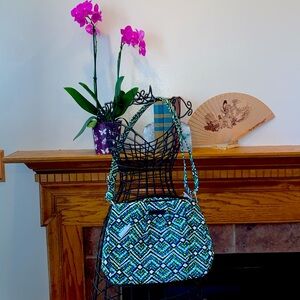 Vera Bradley Hadley Crossbody Tote Bag in Rain Forest Print Green Blue Brown New